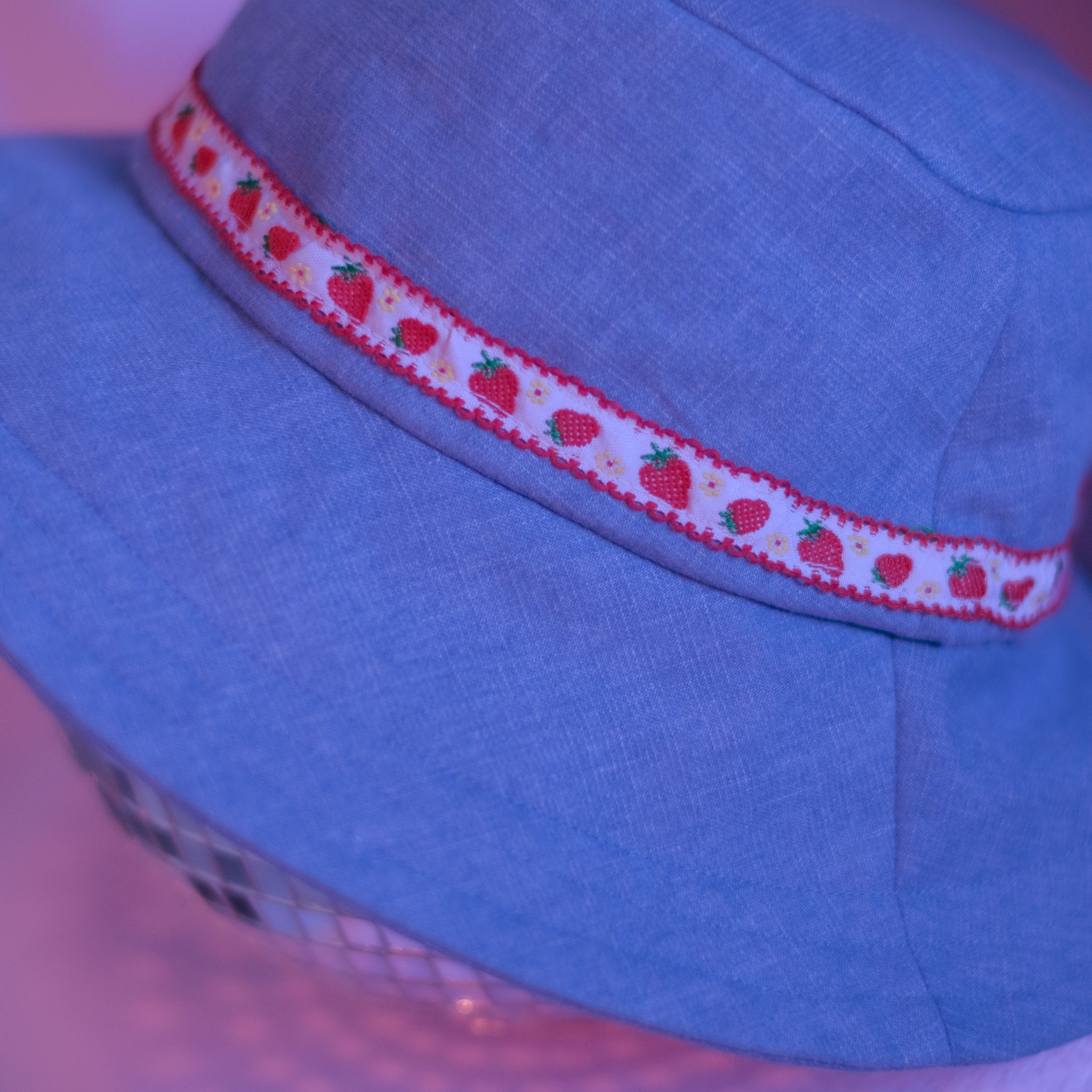 Fresh Fresa Hat (WIDE-BRIMMED, REVERSIBLE)